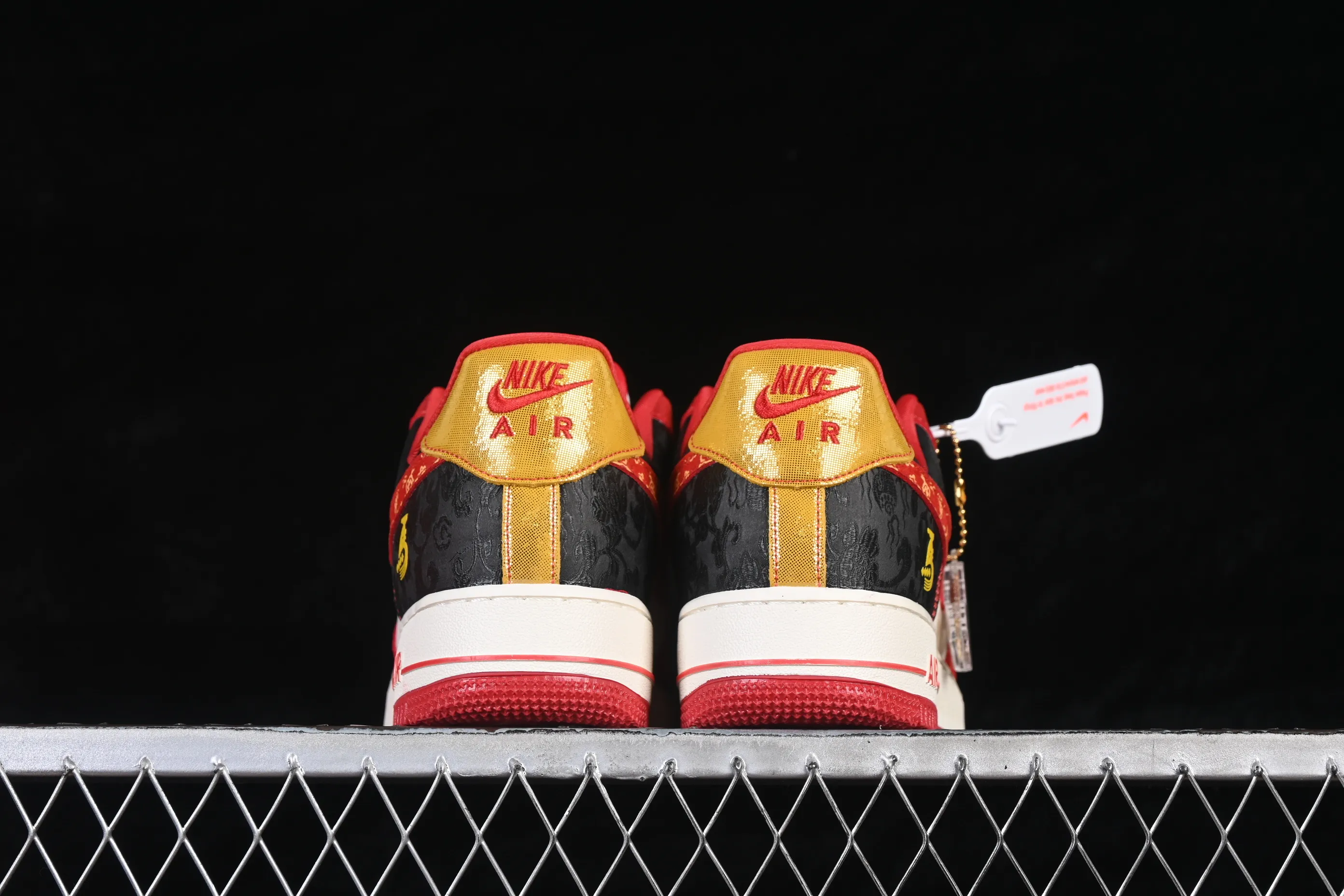 All categories Nk Air Force 1 Air Force series Nk Air Force 1 Low Air Force low-top Nike Air Force 1'07 Low Year of the Horse limited edition black and red Chinese style Air Force 1 low-top casual sneakers DF0188-133